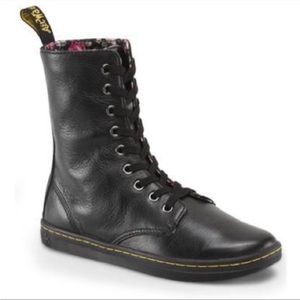 Dr. Martens Stratford Boots